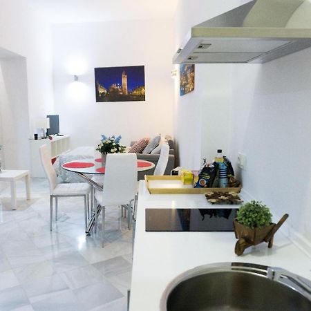 Apartamento Centro De Sevilla Ngoại thất bức ảnh